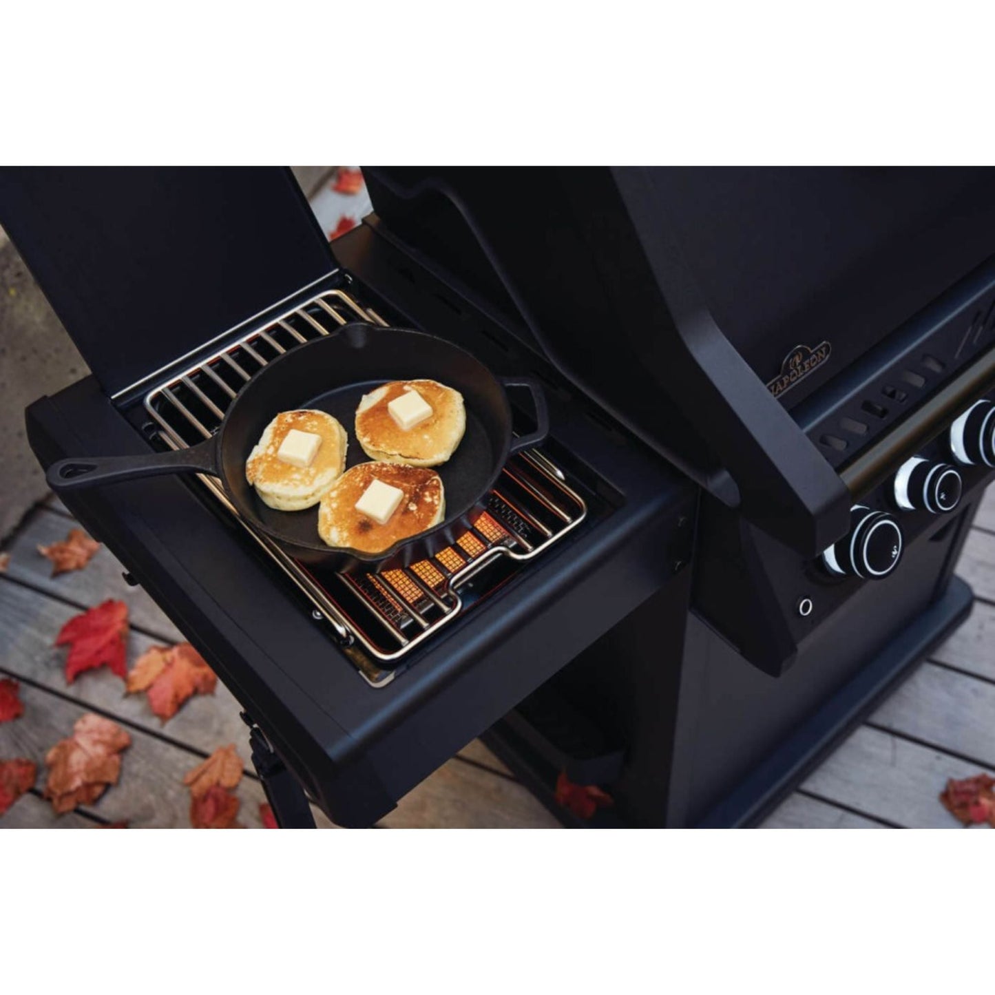 Napoleon Phantom Rogue® SE 425 RSIB with Infrared Rear and Side Burners
